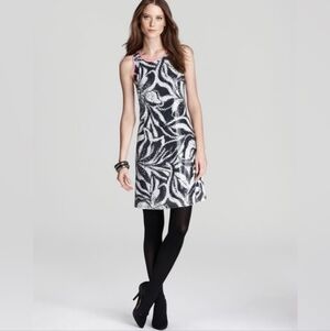 Lilly Pulitzer Courtin Sneak A Peek Black & White Sequin Shift Dress - 10